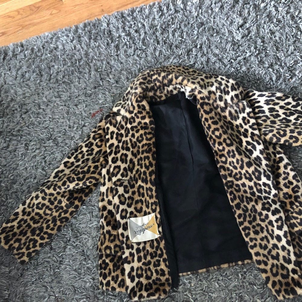 Leopard print vintage  faux fur jacket